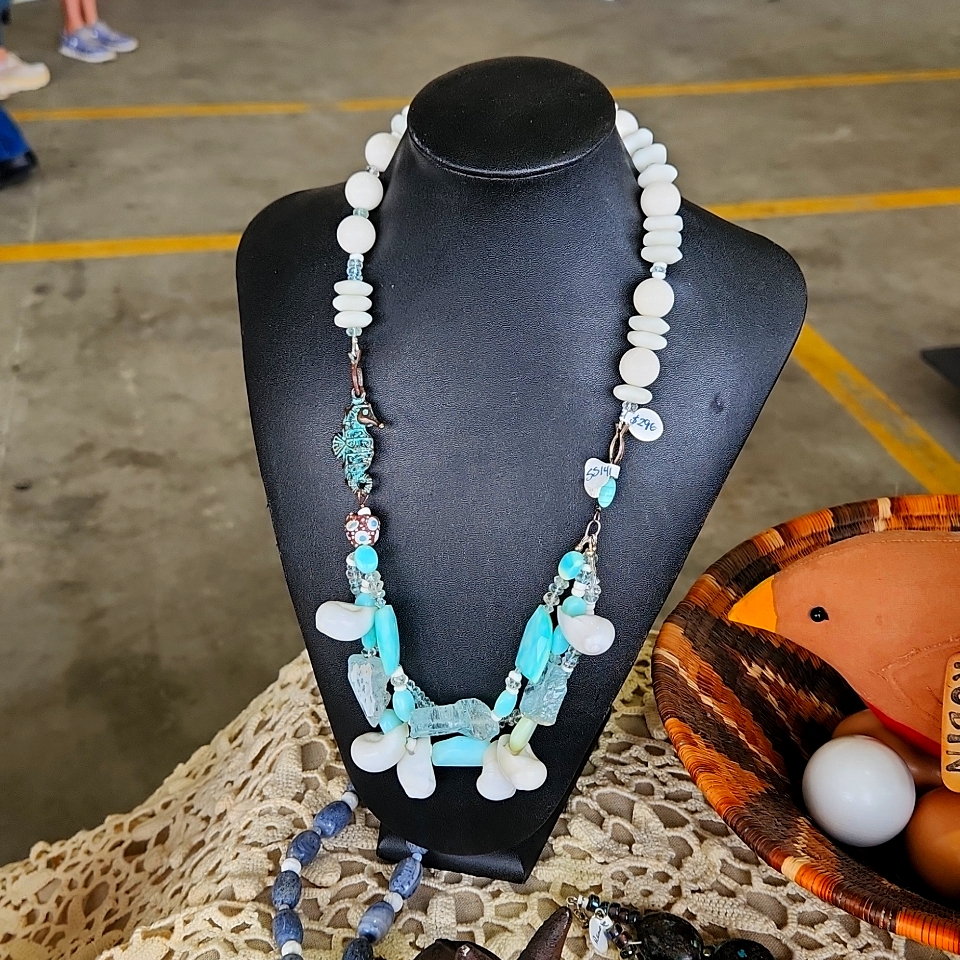 Jewelry/Necklace